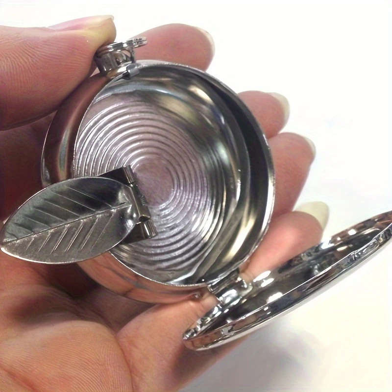 1pc Stainless Steel Round Ashtray with Key Ring No Battery Required Color sent randomly