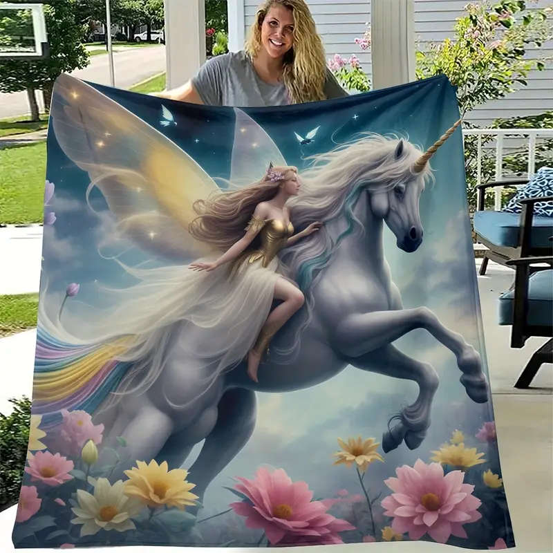 1 Romantic Unicorn and Floral Design Printed Flannel Blanket 100CM*130CM