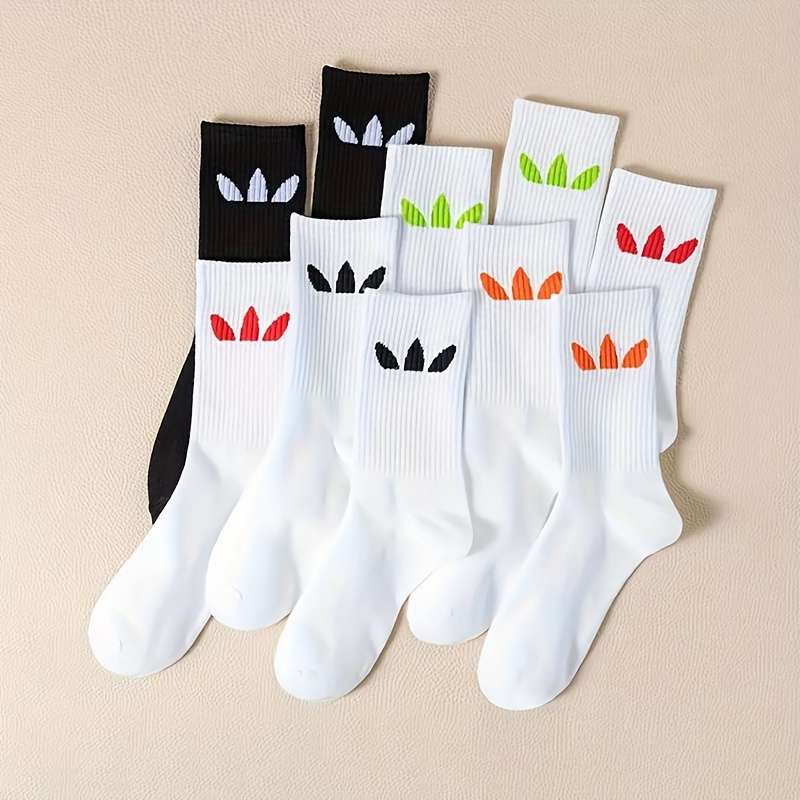 8 Pairs Random One Size High Elastic Socks