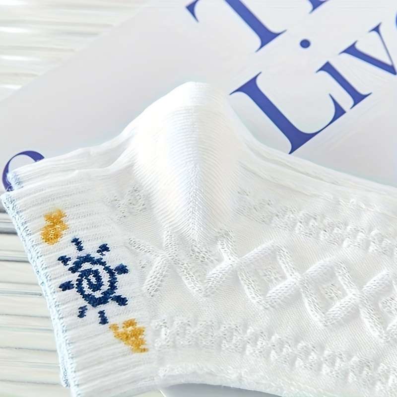 5 Pairs Of Random Colors One Size High Elastic Socks
