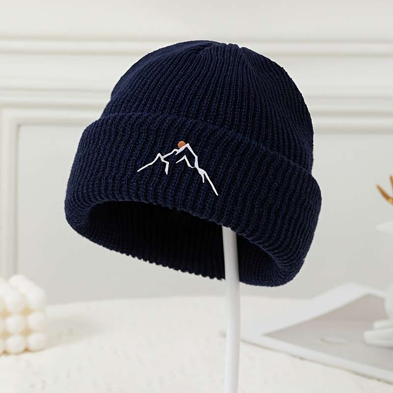 1pc MAKEFGE Embroidered Mountain Flag Acrylic Beanie Stretch Fit Stripe Pattern Lightweight Tog