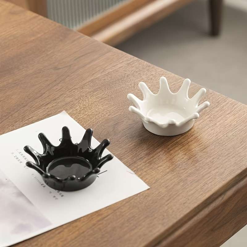 1pc Crown Creative Desktop Ashtray Jewelry Organizer Aesthetically Pleasing Plate for Photo Displ