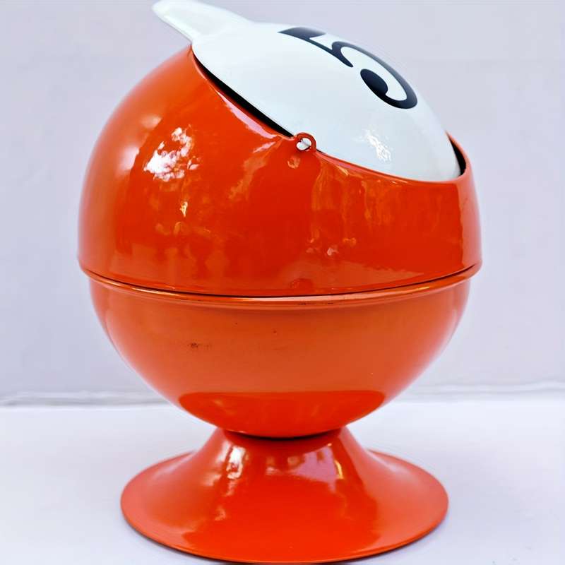 1pc Classic Metal Ashtray with Lid Round Creative Design No Electricity Needed Ideal for Bed