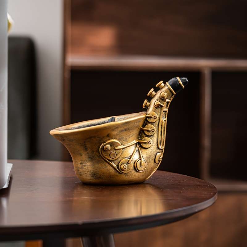 1pc Resin Saxophone Ashtray Vintage Creative Sax Design Ornament Trendy Home Living Room Deco