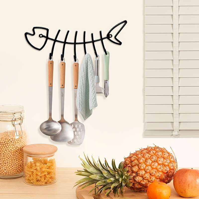 Unique Metal Fishbone Key Hook Decorative Fishbone Wall Mounted Towel Rack Fashionable Clothes and