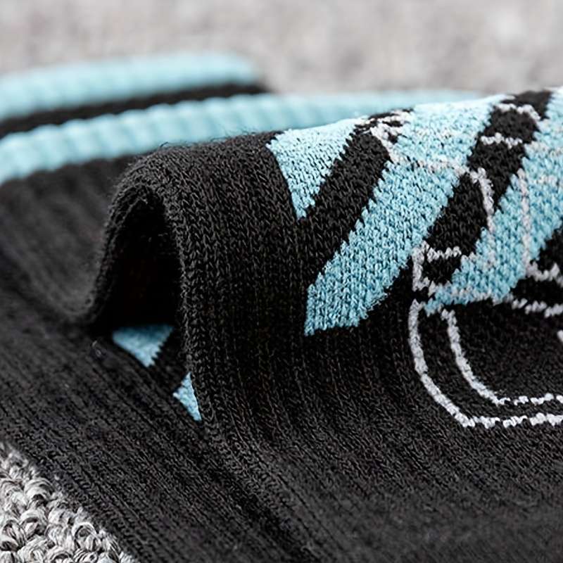 5 Pairs Of Mixed Colors Asian One Size High Elastic Socks