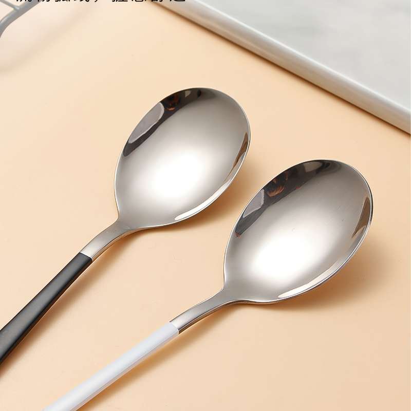 Set Of 4 Stainless Steel Portable Cutlery Including Fork Spoon And Chopsticks With A Reusab
