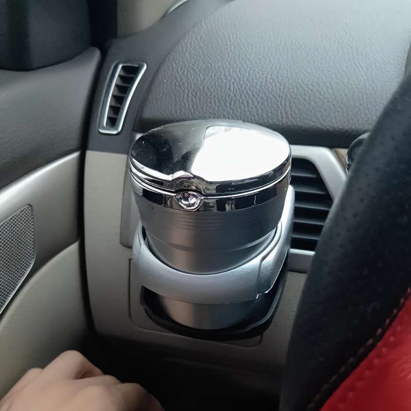 1pc Multifunctional Car Ashtray with Lid Metal + ABS Plastic Can Automatically Pop Open to Sea