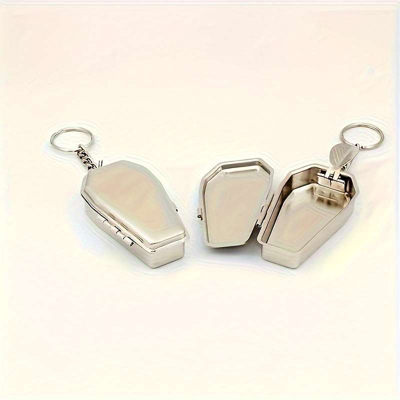 1pc Silver Keychain Portable Ashtray Keychain Ashtray Daily Supplies and Cleaning Supplies Gift