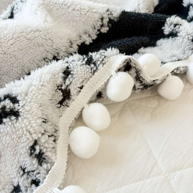 1ps Blanket Size 69.98X100.0Cm