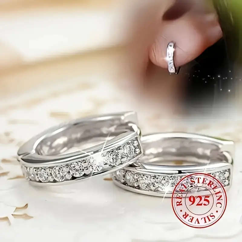 925 Round Earrings with Zirconia