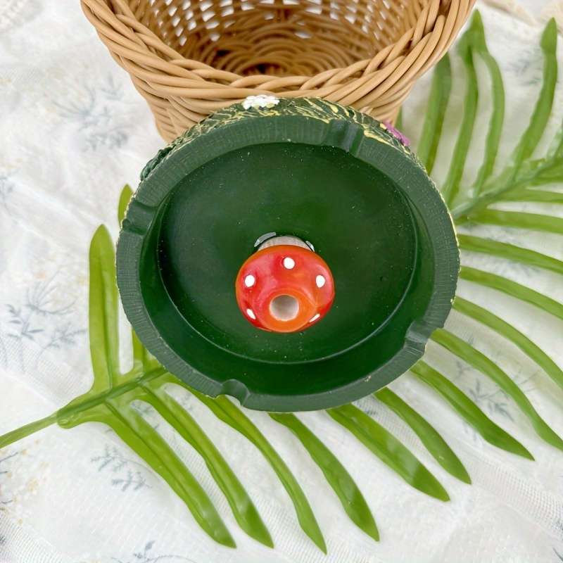 1pc Whimsy Woods Round Resin Mushroom Ashtray Miniature Decorative Non-Electric Desk Accessory