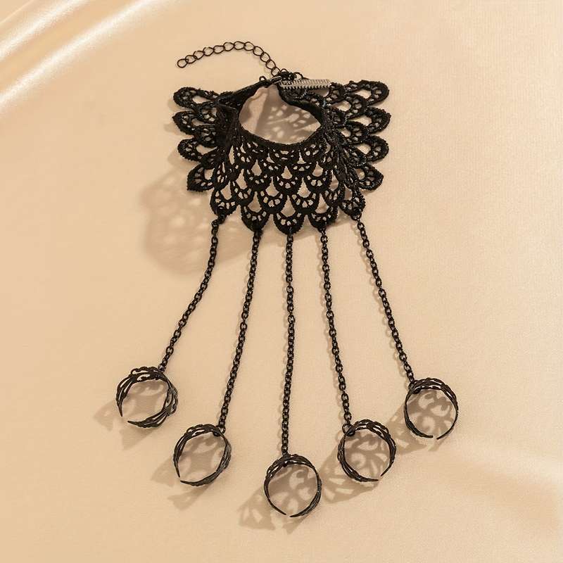 1 Pair Black Lace Fingerless Gloves