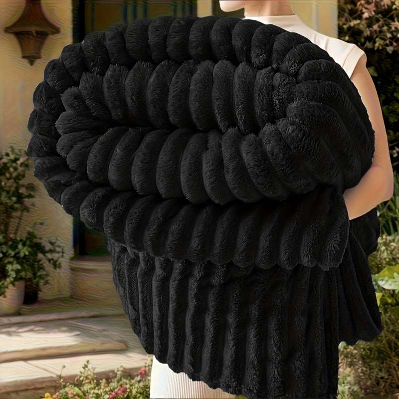 1ps Blanket Color White size 70x100 cm  27.56 x 39.37 inches