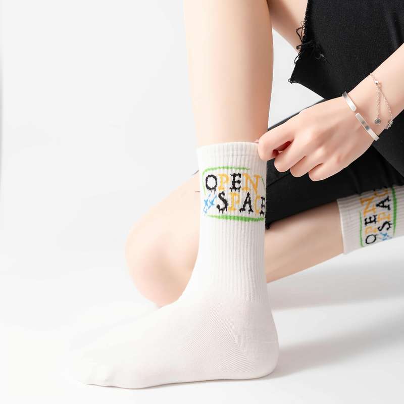 4 Pairs Of White Socks With Colorful Letters One Size High Elastic Socks