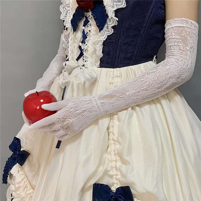 1 Pair White Vintage Long Lace Gloves