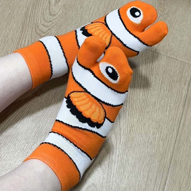 1 Pair Orange One Size Socks