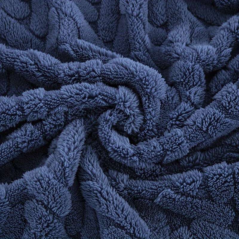 1ps Blanket Color Navy Blue size 120x200cm