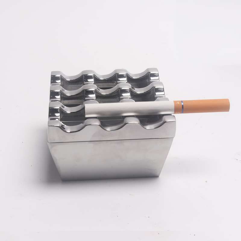 1pc Classic Metal Ashtray for Cigarettes Cigars Windproof Perfect for Outdoor Use Restaurants