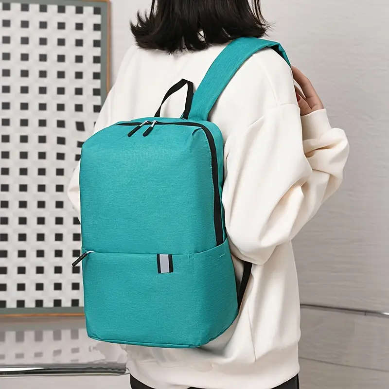 1pc Stylish Backpack Suitable for Both Men And Women Perfect for Casual Use And Students Color sent