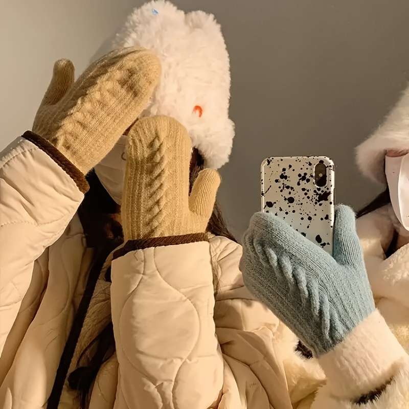 1 Pair Khaki Warm Gloves