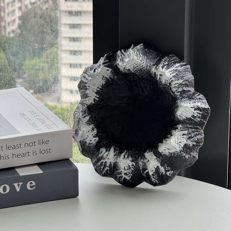 1pc Volcano Mountain Ashtray Rustic Plastic Irregular Shape Desktop Decor No Electricity Needed
