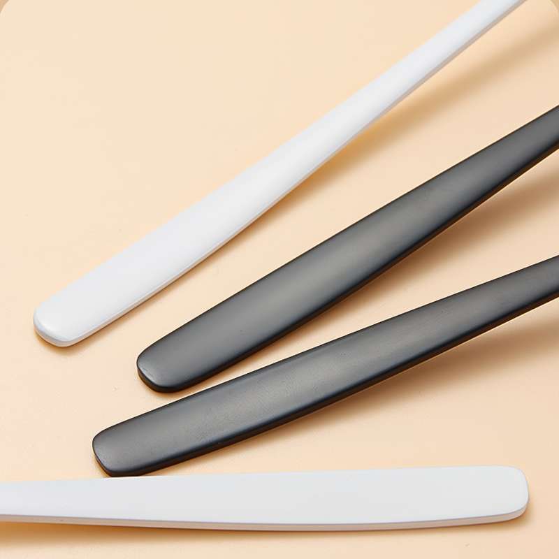 Set Of 4 Stainless Steel Portable Cutlery Including Fork Spoon And Chopsticks With A Reusab