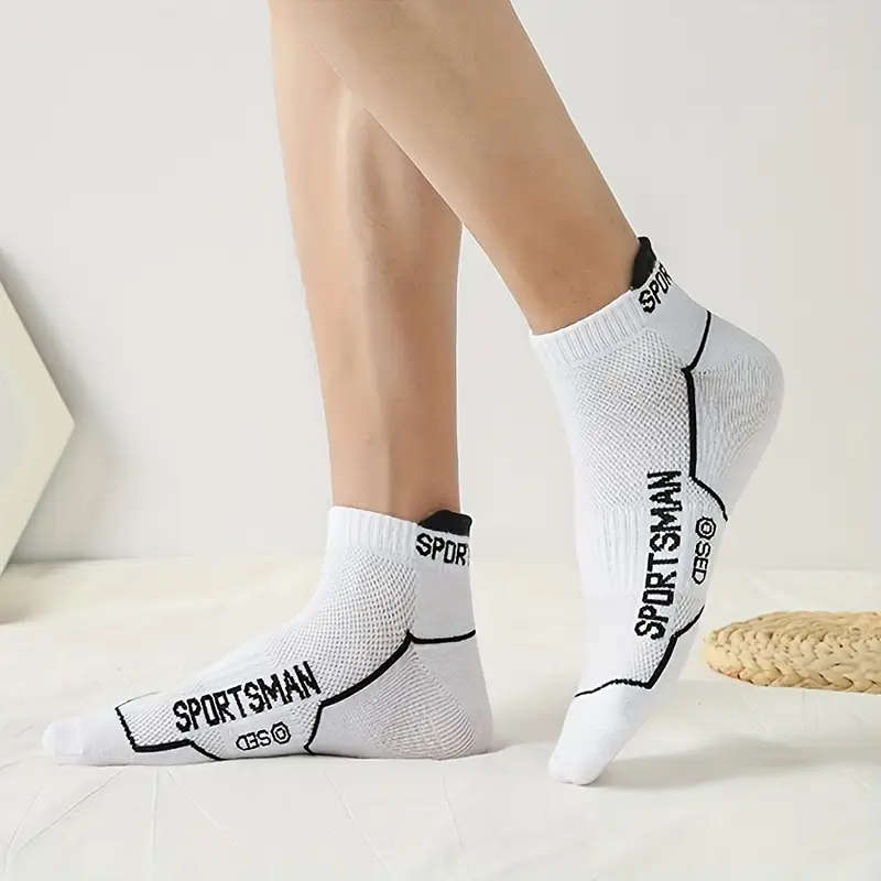 6 Pairs of Unisex Athletic Socks - Breathable Cotton