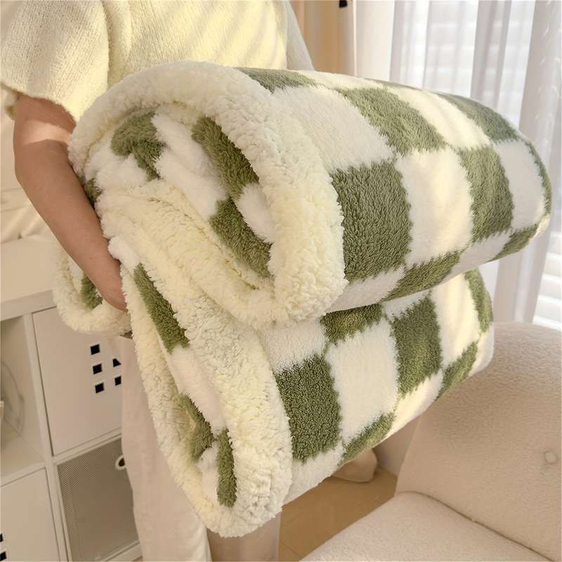 1ps Blanket Color Coffee White Plaid size 71X79inch 180X200CM