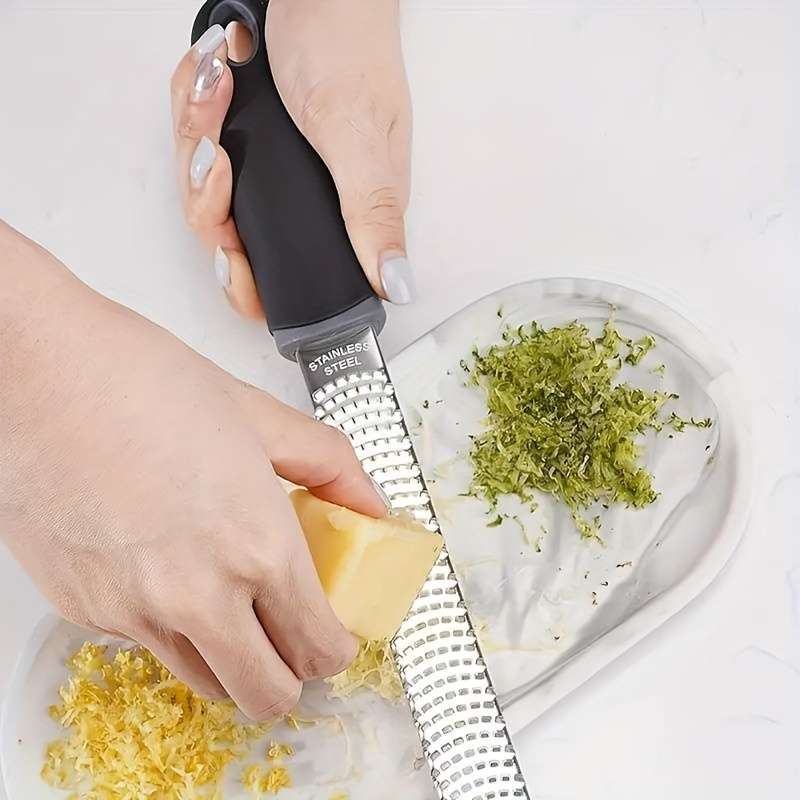 1pc Stainless Steel Multi-functional 1pc Zester Grater Manual Lemon Zester Cheese Grater Ginger
