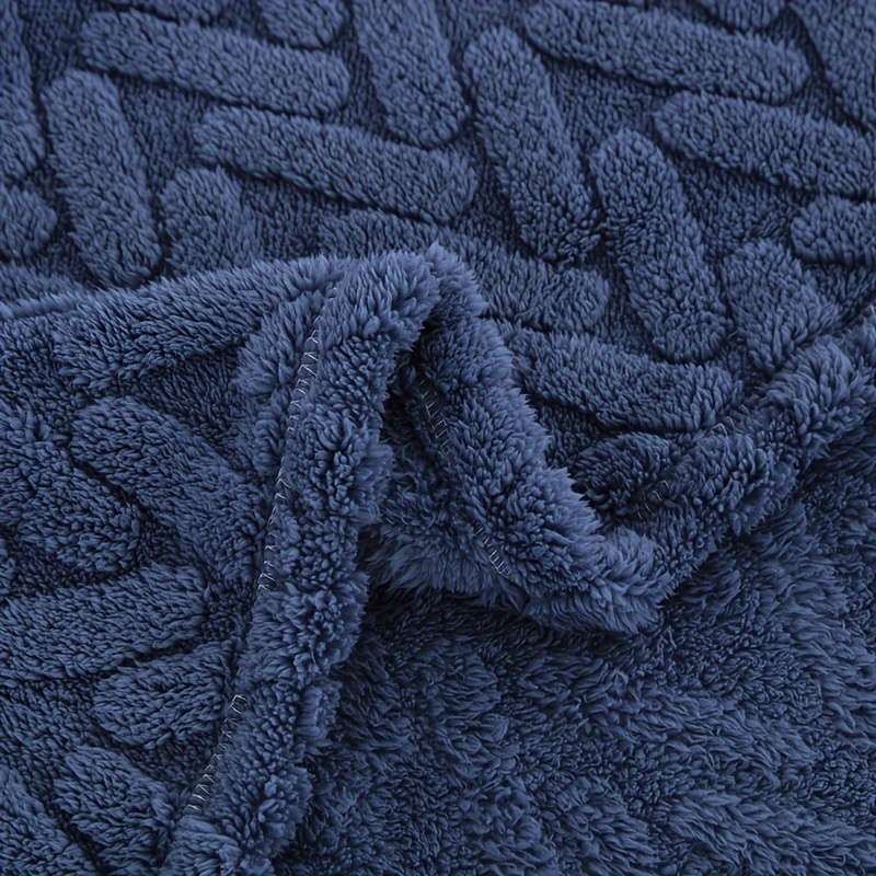 1ps Blanket Color Navy Blue size 120x200cm