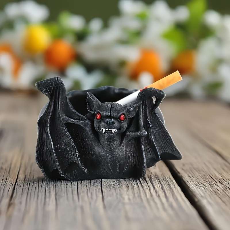 1pc A Halloween Bat Decoration Piece.