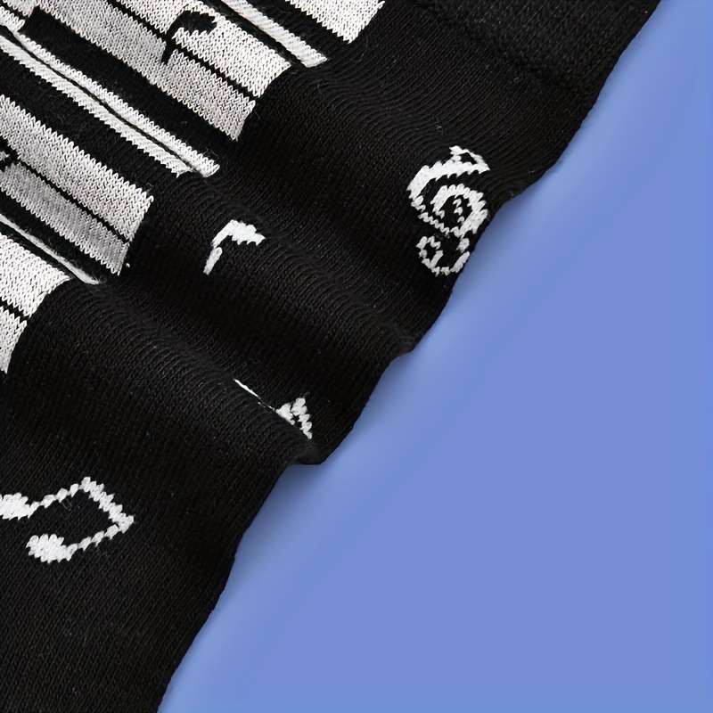 1 Pair Black One Size Socks