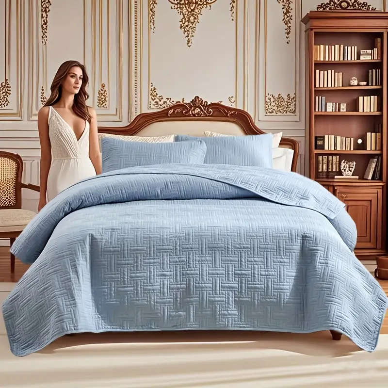 Polyester Simple Solid Color Thin Bedspread 3-Piece Set 173cm*229cm
