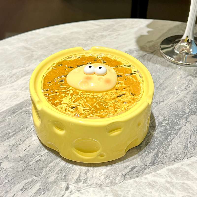 1pc Creative Fun Cheese Ceramic Ashtray with lid soot does not fly can be used for decoration su