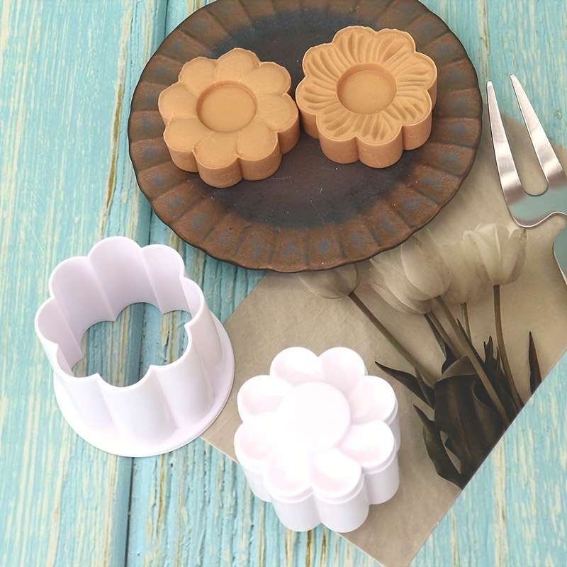 1pc Versatile Floral Cookie Fondant Cutting Mold Double-Sided Perfect for Christmas Thanksgiv