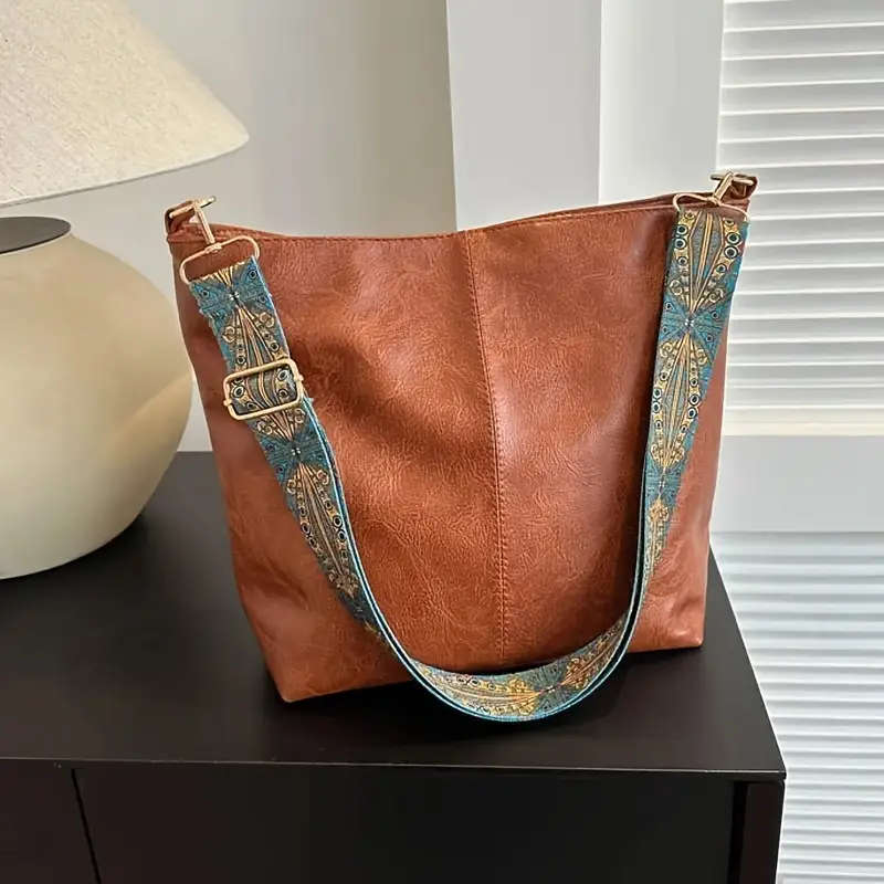 Minimalist Retro Tote Bag - Spacious Shoulder Bag with Adjustable Strap