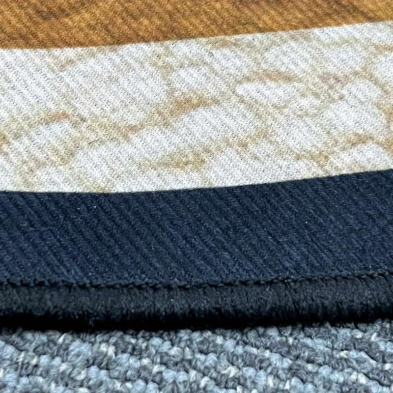 1Pc 31.49X33.07inch 80x84cm Floor Mat
