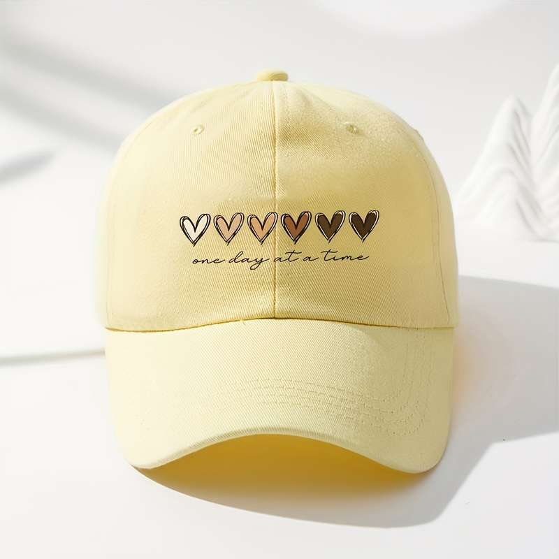 1pc Heart Printed Baseball Cap Breathable Adjustable Golf Hat with Curved Brim Summer Fashion Sun