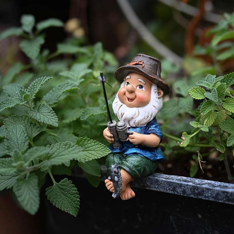 1pc 2D Flat  Whimsical Resin Fishing Gnome Figurine Durable Weather-Resistant Outdoor Garden Pond D