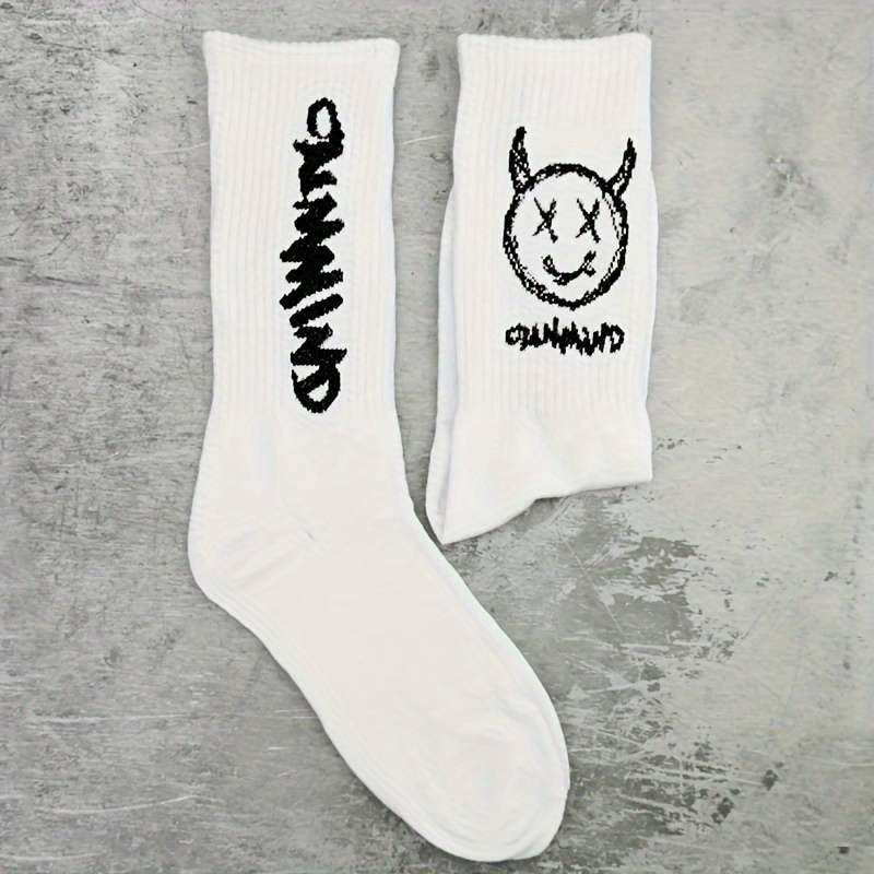 1 Pair White One Size Socks