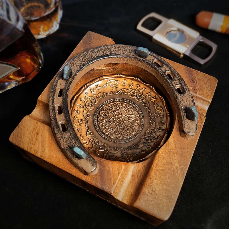 1pc Lucky Horseshoe Wooden Cigar Ashtray with Intricate Carved Floral Design Rustic Cowboy De