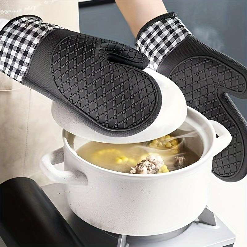2pcs Non-Slip Silicone Kitchen Mitts Hand Wash Only Outdoor Cooking Safety Gear Check Pattern