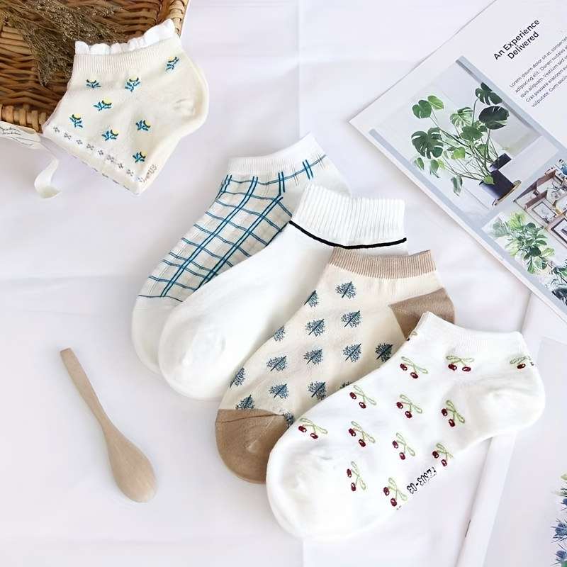 5 Pairs Random Colors One Size High Elastic Socks