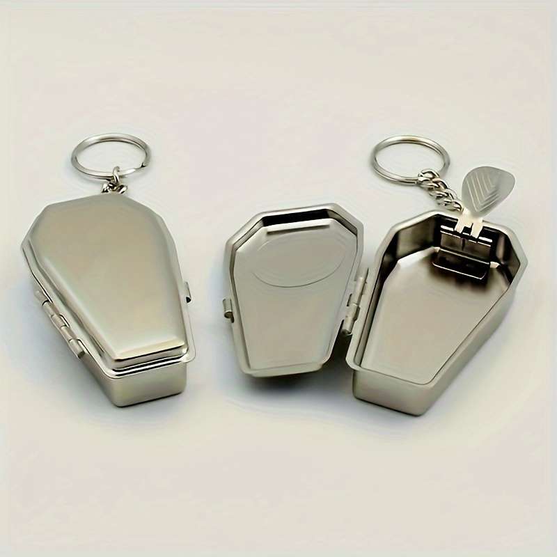 1pc Silver Keychain Portable Ashtray Keychain Ashtray Daily Supplies and Cleaning Supplies Gift
