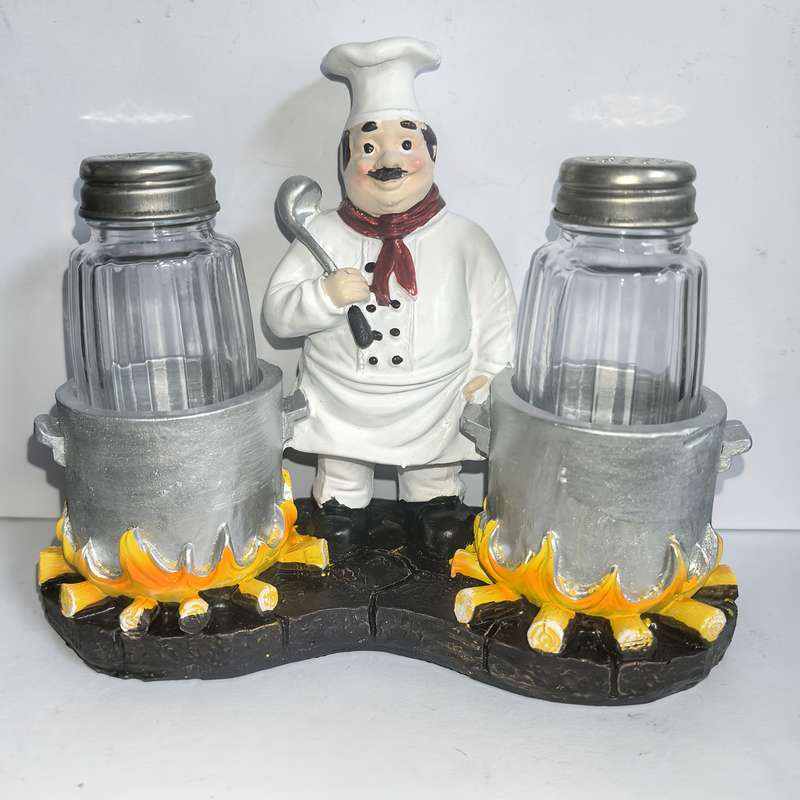 1pc Chef-Inspired Pepper Shaker Kitchen Decor Whimsical Resin Cookware Set with Lid Holder S