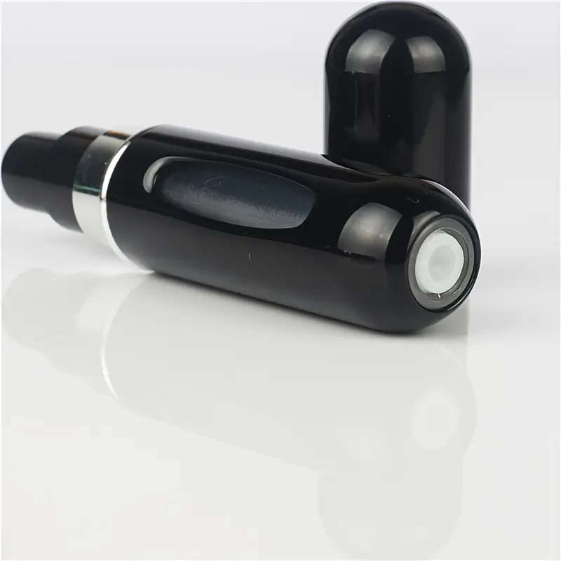 1pc 5ml Perfume Refillable Bottle with Metal Case Fine Spray Bottom Refillable Color sent randomly