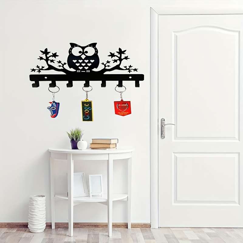 Charming Owl-Shaped Metal Wall Key Hook with 7 HooksEasy Install Powder-Coated Finish for Coats