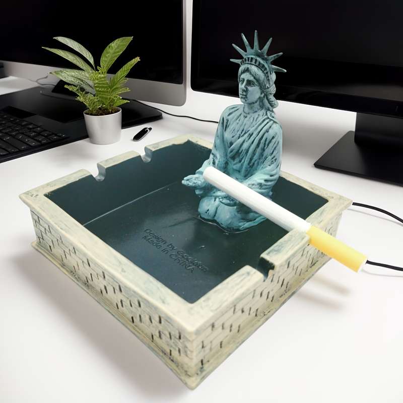 1 Creative Simulation Statue of Liberty Ashtray Suitable for Home Living Room Office Hotel