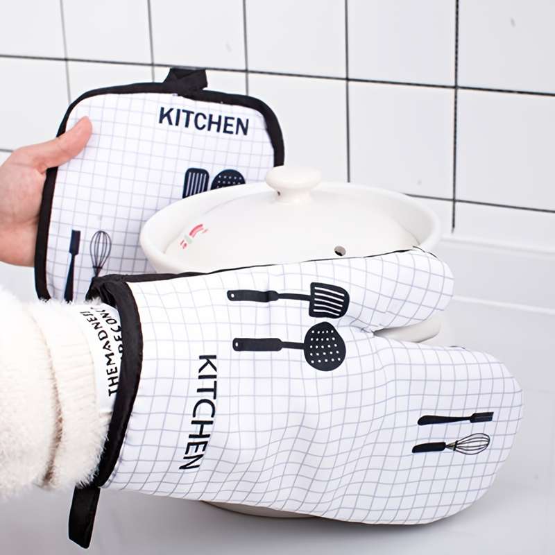 Set of 2 Leeons Oven Mitts Pot Holders Heat Resistant 100% Polyester Kitchen Gloves with S